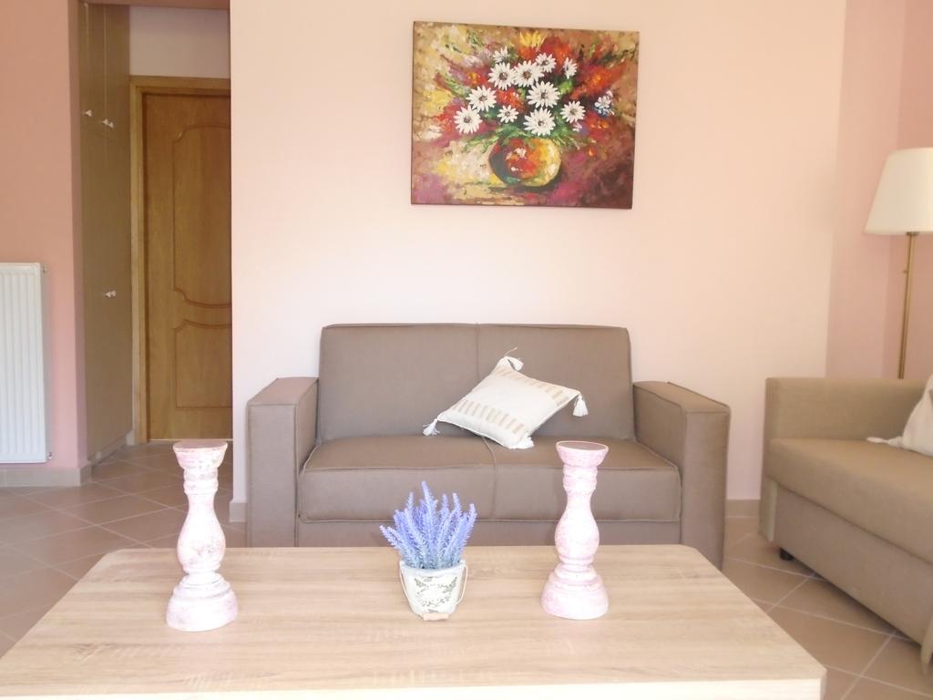 Socrates Family Apartments Kalligoni Extérieur photo